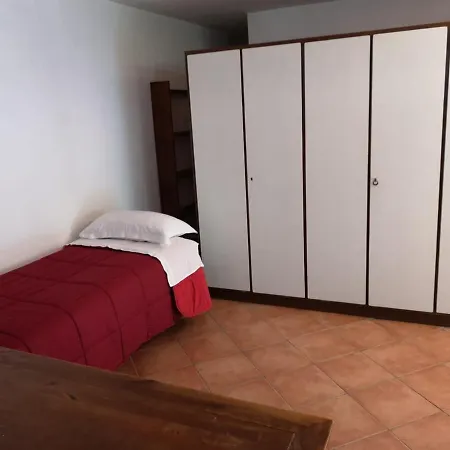 度假居 Parte Di Casa Con Giardino E Piscina *