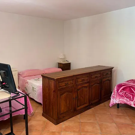 Feriehus Parte Di Casa Con Giardino E Piscina Pietrasanta