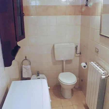 Parte Di Casa Con Giardino E Piscina 度假居 彼得拉桑塔