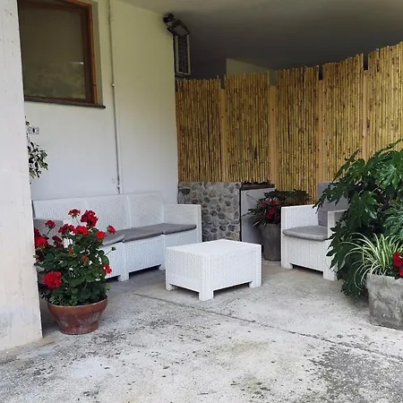 Casa vacanze Parte Di Casa Con Giardino E Piscina Pietrasanta